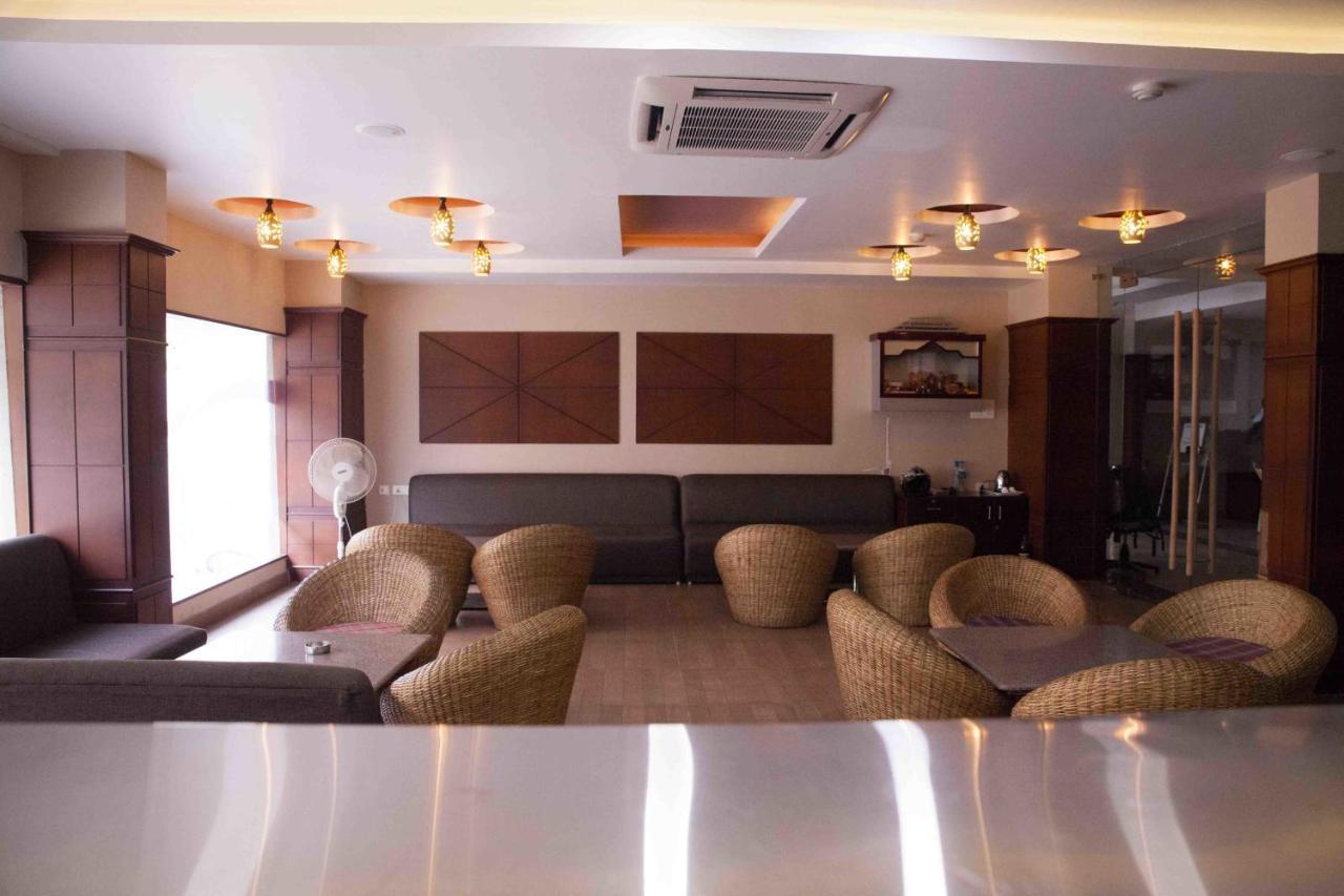Hotel Central Park Siliguri Exteriér fotografie