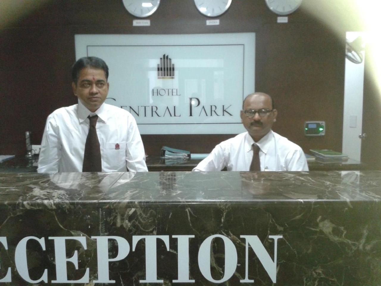 Hotel Central Park Siliguri Exteriér fotografie
